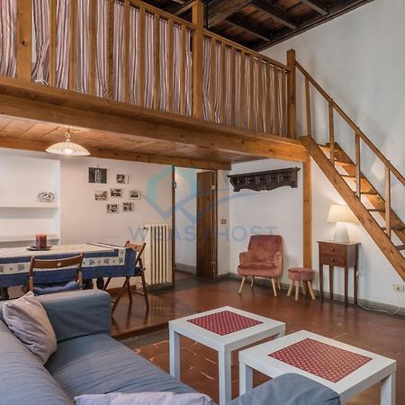 Warm Nest In The Old Building Of Piazza Navona Apartment Rome Bagian luar foto