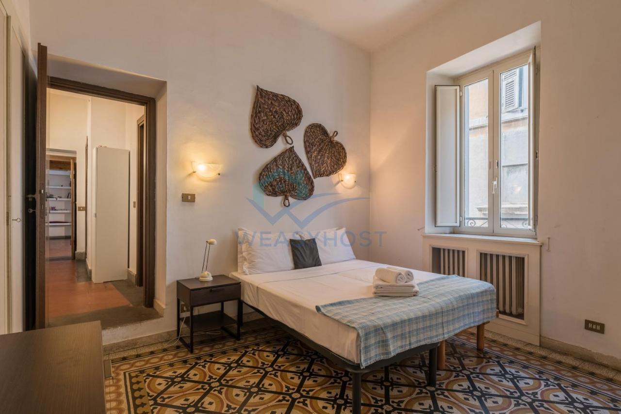 Warm Nest In The Old Building Of Piazza Navona Apartment Rome Bagian luar foto
