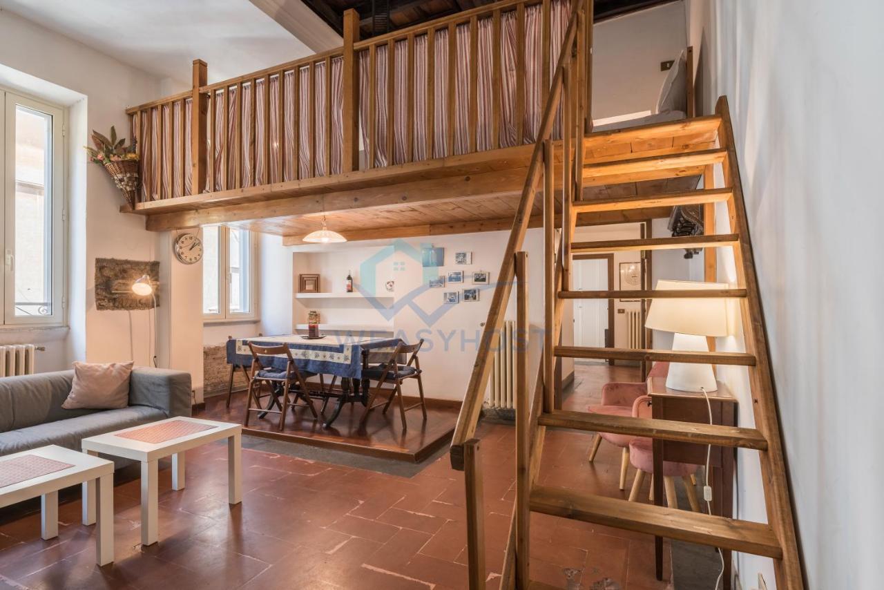 Warm Nest In The Old Building Of Piazza Navona Apartment Rome Bagian luar foto