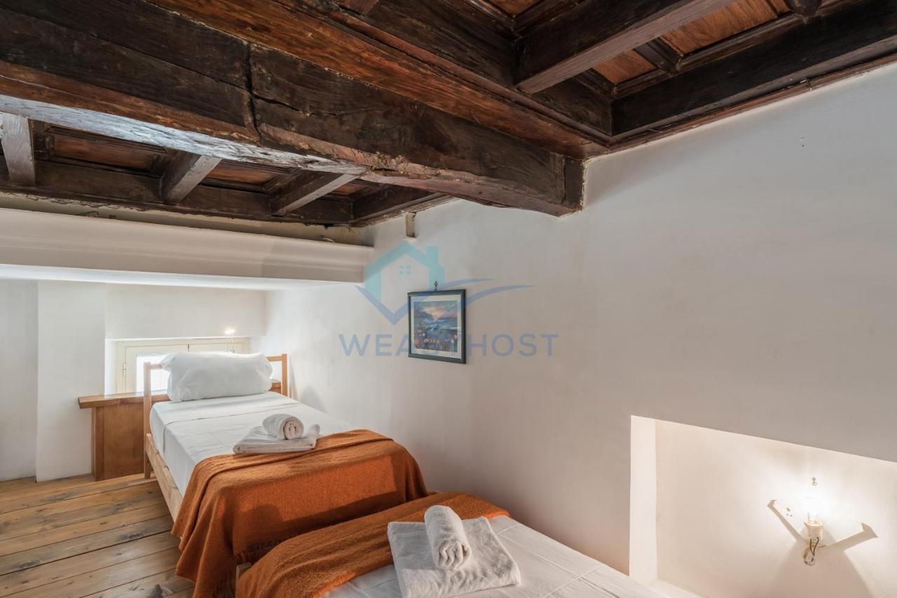 Warm Nest In The Old Building Of Piazza Navona Apartment Rome Bagian luar foto